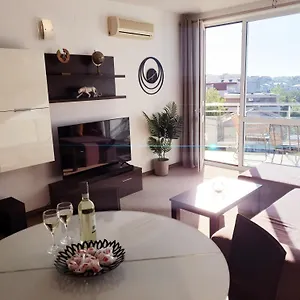 Apart Otel Elena's Lux - Town & Sea View - Atlantis 